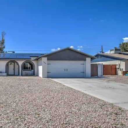 Rent this 3 bed house on 12802 North 50th Lane in Glendale, AZ 85304