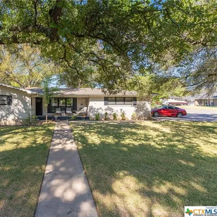 Buy this 3 bed house on 2302 Robin Road in Temple, TX 76502