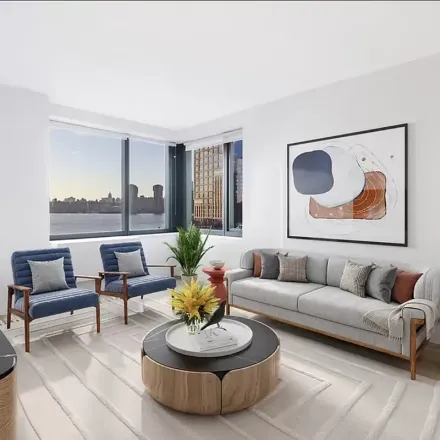 Rent this 1 bed apartment on MTA NYCT Emergency Response Unit in Box Street, New York