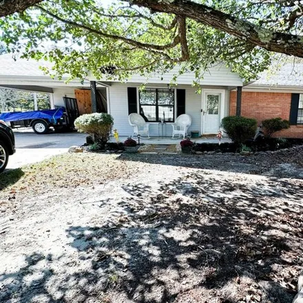 Buy this 3 bed house on 1749 Hamm Street in Eastwood Place, Tupelo