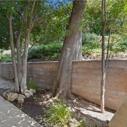 Image 4 - 5194 Legacy Ct, Woodland Hills, California, 91364 - House for sale