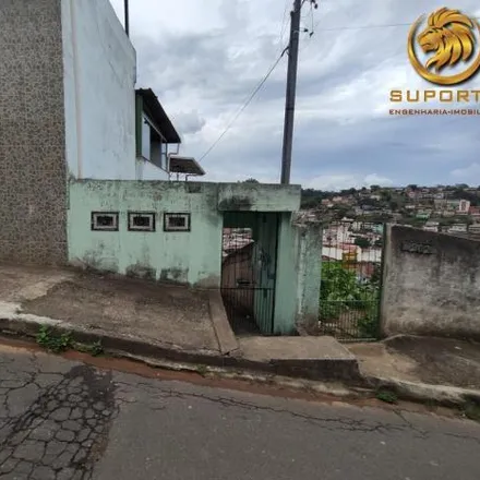 Buy this 3 bed house on Rua Nilo Peçanha in Santa Cruz, Juiz de Fora - MG