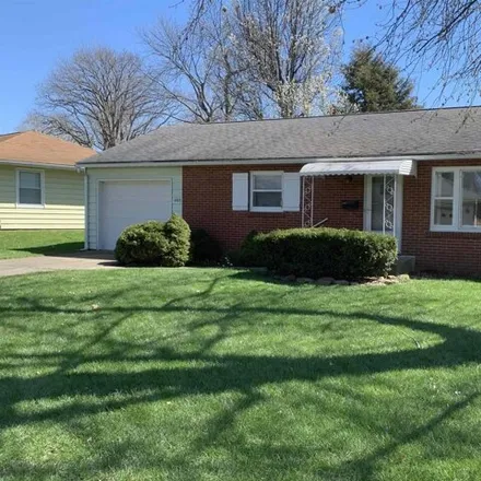Image 1 - 425 North Laurel Drive, South Jacksonville, Morgan County, IL 62650, USA - House for sale