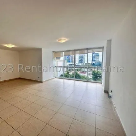 Rent this 3 bed apartment on Costa View in Calle Greenbay, 0816