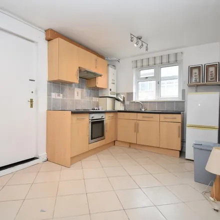 Rent this studio apartment on Willenhall Road in London, SE18 6TY