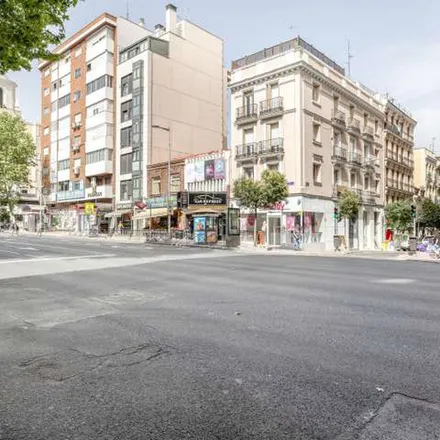 Image 4 - Calle de Jaén, 26, 28020 Madrid, Spain - Apartment for rent