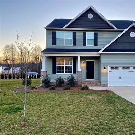 Buy this 4 bed house on Hunt Road in Guilford County, NC 27313