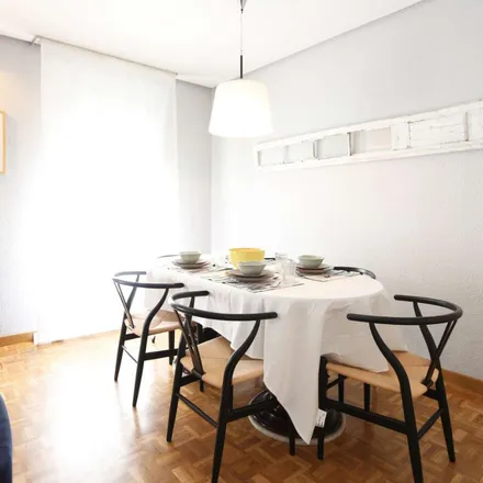 Image 5 - Avenida de Concha Espina, 7, 28016 Madrid, Spain - Apartment for rent