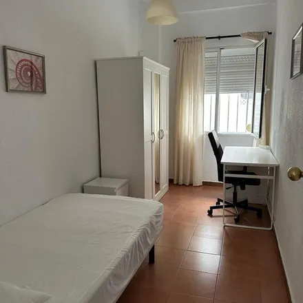 Image 5 - Glorieta de Viena, Seville, Spain - Apartment for rent