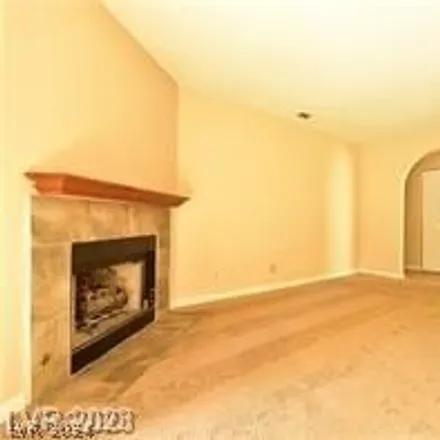 Image 2 - 1951 Bay Hill Drive, Las Vegas, NV 89117, USA - Condo for rent