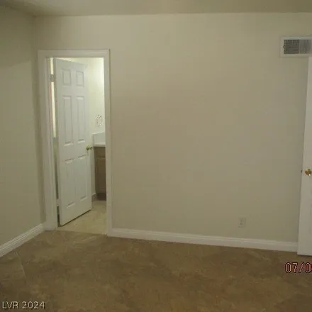 Image 7 - 4709 Heidi Cir, Las Vegas, Nevada, 89102 - House for rent