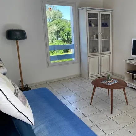 Rent this 3 bed house on 17640 Vaux-sur-Mer