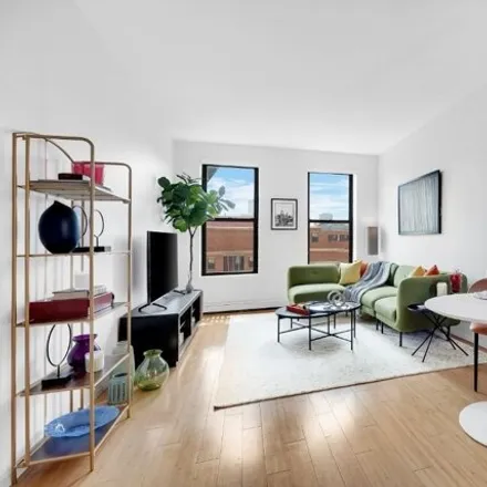 Image 1 - 613 East 6th Street, New York, NY 10009, USA - Apartment for sale