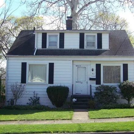 Buy this 3 bed house on 3212 Glenwood Park Avenue in Federal Hill, Erie