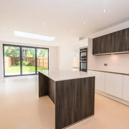 Rent this 4 bed house on Alexandra Tavern in Park Road, London