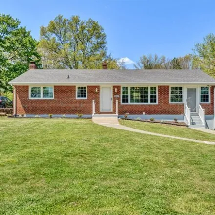 Image 2 - 1191 Starmount Avenue, Hollins, VA 24019, USA - House for sale