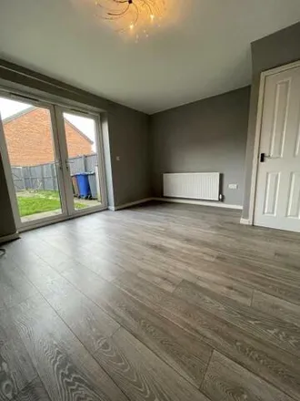 Image 3 - Acorn Avenue, Thurnscoe, S63 0AS, United Kingdom - Townhouse for rent