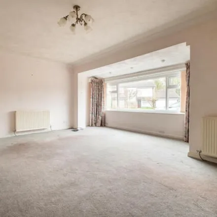 Image 3 - Greenwich Drive, Lytham St Annes, FY8 4QT, United Kingdom - House for sale