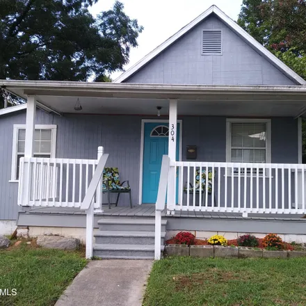 Buy this 2 bed house on 304 Chester Street in Athens, TN 37303