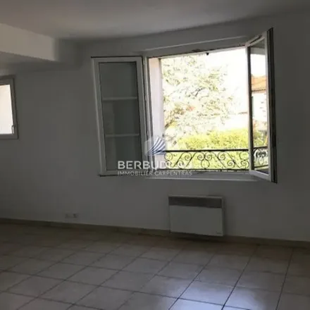 Rent this 2 bed apartment on 250 Chemin de Ratonelle in 84810 Aubignan, France