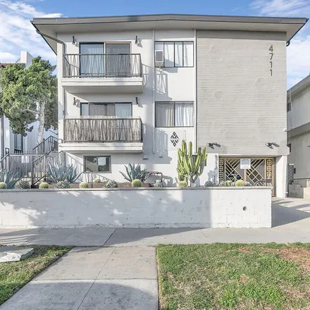 Rent this 1 bed apartment on Chevron in Beverly Boulevard, Los Angeles