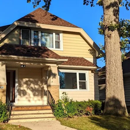 Buy this studio house on 4618 in 4618A West Leon Terrace, Milwaukee