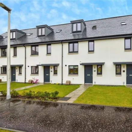Buy this 4 bed townhouse on unnamed road in Bonnyrigg, EH22 3NE