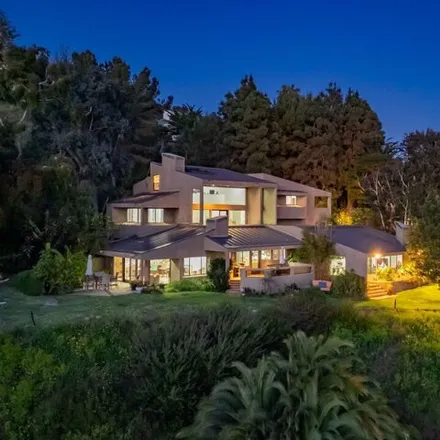 Image 2 - 3929 Villa Costera Vis, Malibu, California, 90265 - House for sale