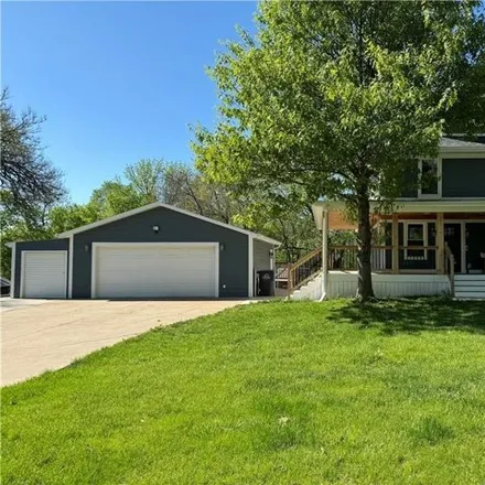 Buy this 3 bed house on 332 Pleasant View Drive in Des Moines, IA 50315