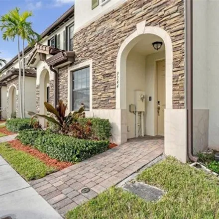 Image 8 - 9244 West 33rd Way, Hialeah, FL 33018, USA - Townhouse for sale