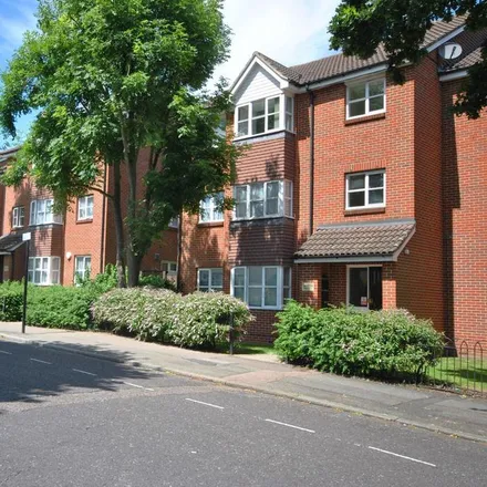 Rent this 1 bed apartment on Rothesay Court in Le May Avenue, London
