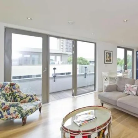 Buy this 3 bed house on Athlone Place in London, W10 5PU
