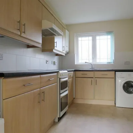 Image 3 - 10 Barford Drive, Dean Row, SK9 2GB, United Kingdom - Apartment for rent