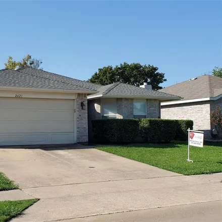 Buy this 3 bed house on 2621 Lookout Drive in McKinney, TX 75071