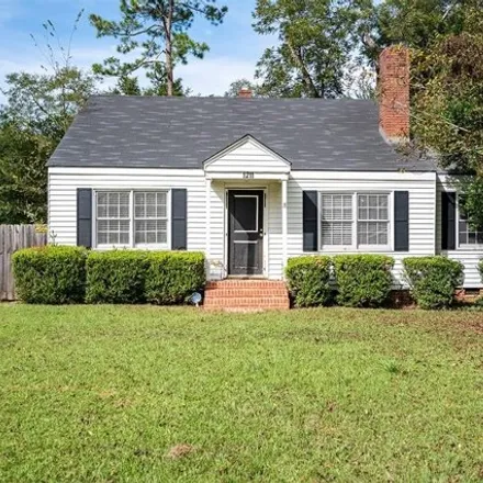 Buy this 2 bed house on 1269 5th Avenue in Albany, GA 31707