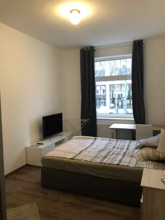 Rent this 1 bed apartment on Mainzer Landstraße 258 in 60326 Frankfurt, Germany