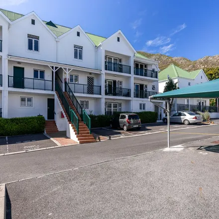 Image 4 - Victoria Avenue, Cape Town Ward 74, Hout Bay, 7872, South Africa - Apartment for rent