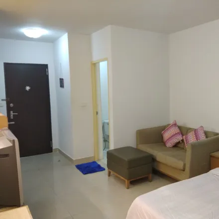 Rent this 1 bed condo on Tops in RCA, Huai Khwang District