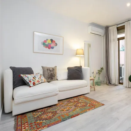 Image 4 - Carrer del Montseny, 16, 08012 Barcelona, Spain - Apartment for rent