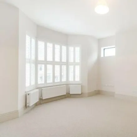 Image 2 - Maltby Street, Abbey Street, London, SE1 3NP, United Kingdom - Townhouse for rent