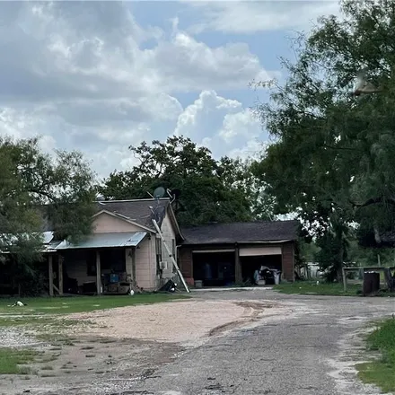 Image 3 - 7484 County Road 610, Bee County, TX 78389, USA - House for sale