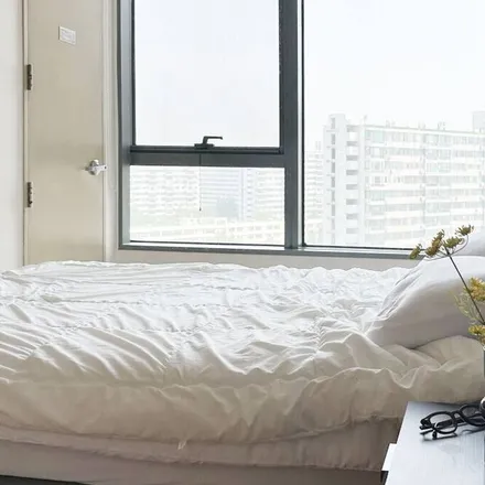 Rent this 1 bed apartment on South Korea in Seoul, Jamsil 3(sam)-dong
