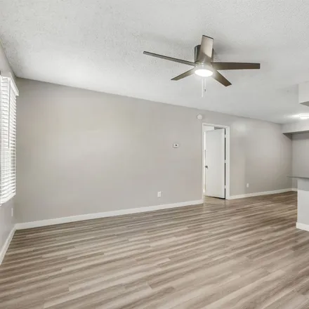 Image 6 - East Grovers Avenue, Phoenix, AZ 85022, USA - Apartment for rent