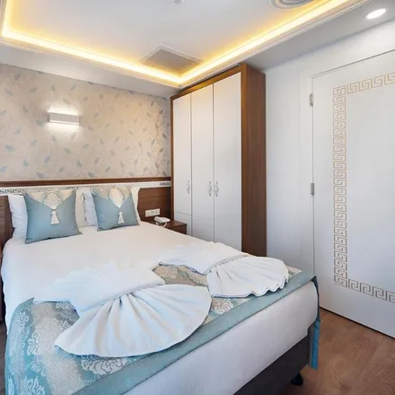 Image 2 - Fors Hotel, Kadırga Hamamı Sokağı, 34126 Fatih, Turkey - Room for rent