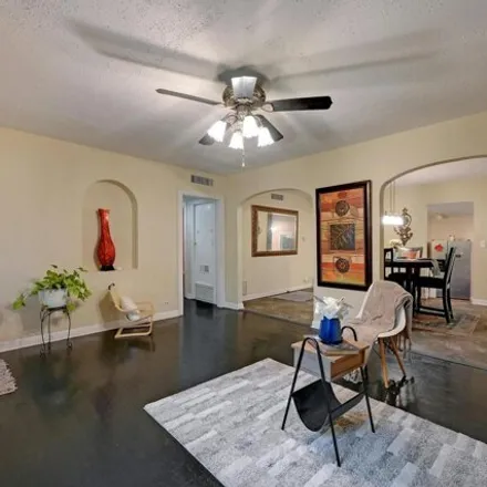 Image 7 - 724 Holmgreen Rd, San Antonio, Texas, 78220 - House for sale