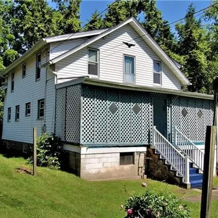 Image 2 - 1949 State St, Clairton, Pennsylvania, 15025 - House for sale