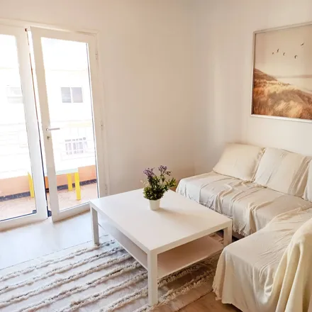 Rent this 2 bed apartment on Lavandería Autoservicio in Calle Juan Álvarez Delgado, 8