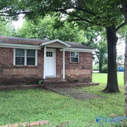 Rent this 2 bed house on 216 Ward Ave NE in Huntsville, Alabama