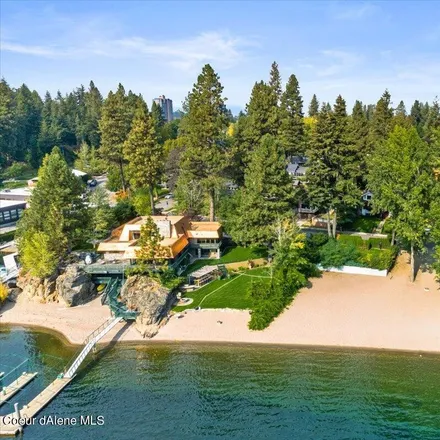 Buy this 3 bed house on 1107 East Lakeshore Drive in Coeur d'Alene, ID 83814