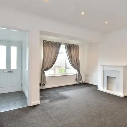 Image 4 - 36 Langley Crescent, Brighton, BN2 6NH, United Kingdom - Townhouse for sale